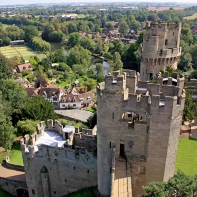 Castle Istock 000002861638 Lowres