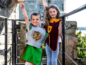 Kids At The Castle