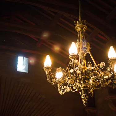 Great Hall Chandelier (1)