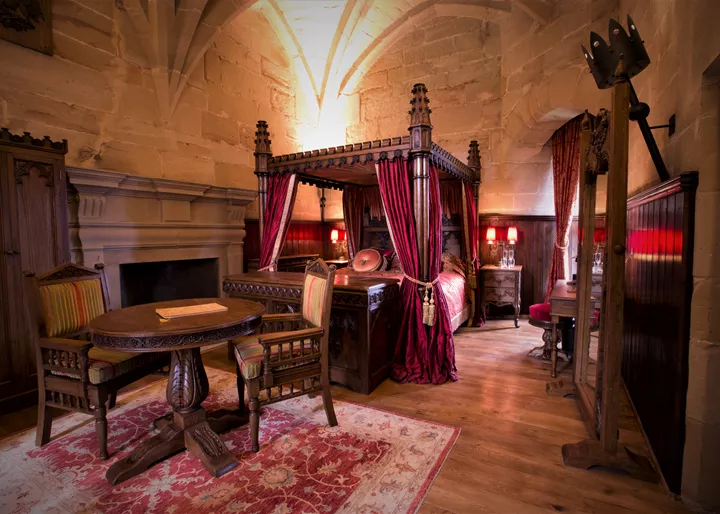 Warwick Castle Caesar's Tower Suites | warwick-castle.com