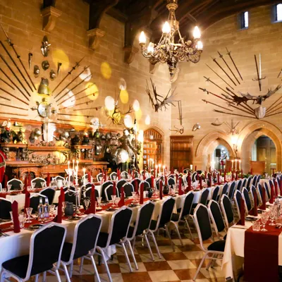 Great Hall Long tables Lowres Credit Peter Blanch flower