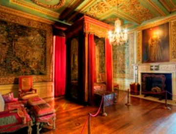 Queen Anne's Bedroom