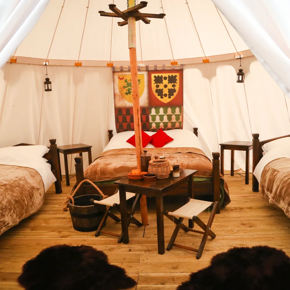 Knight's Village Glamping Warwick Castle