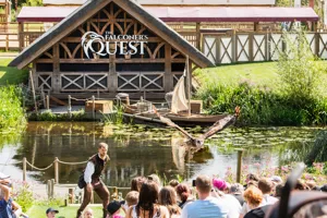 Website 75 (2100 X 1500 Px) (1)