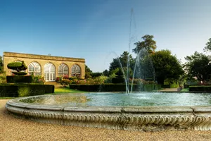 Conservatory View And Fountain